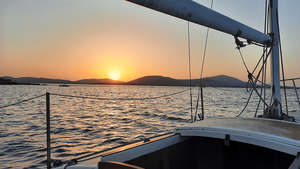 Aperifit on a sailing boat at alghero