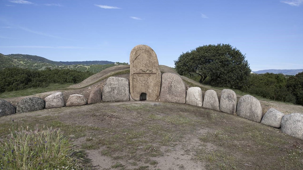 tombe dei giganti valle sassari