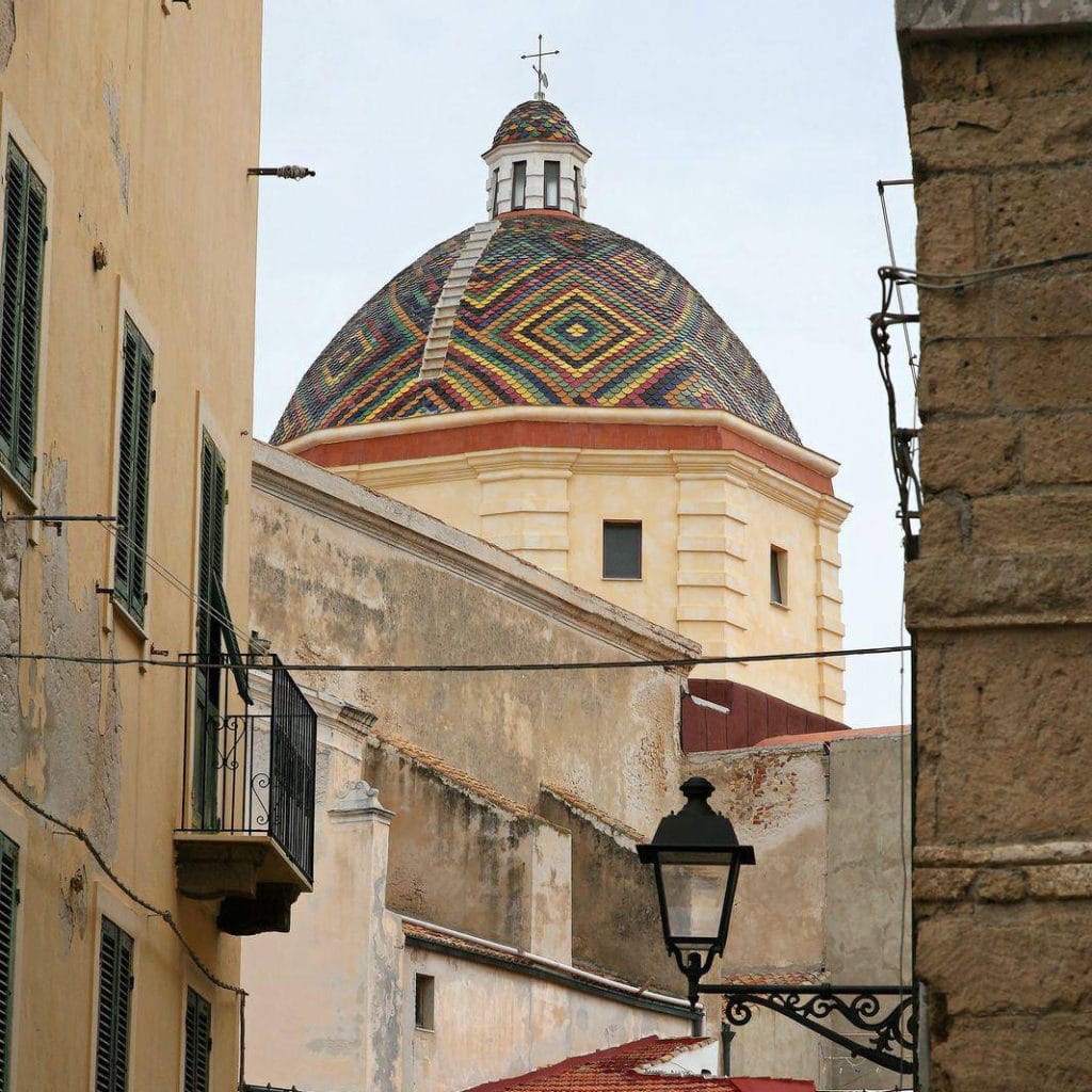 Vista città con cupola Alghero